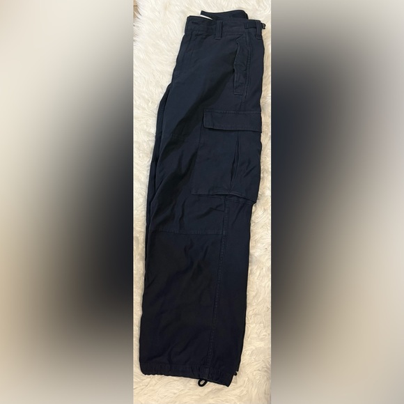 🩶Aritzia Navy Blue Cargo Pants - Picture 2 of 5